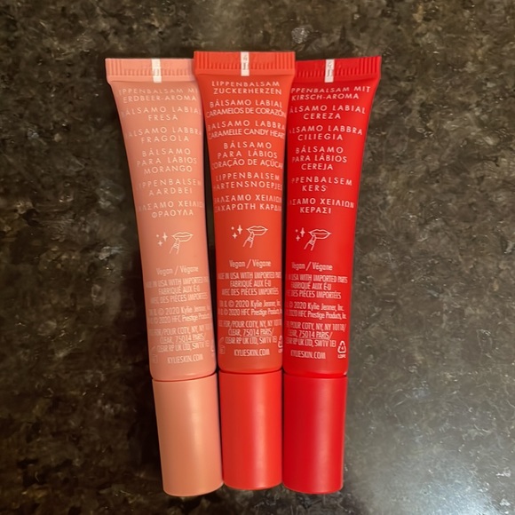 Kylie Cosmetics (Kylie Skin) Lip Balm Set - Strawberry, Candy Heart, Cherry - Picture 2 of 6